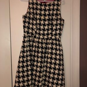Jessica Simpson houndstooth dress